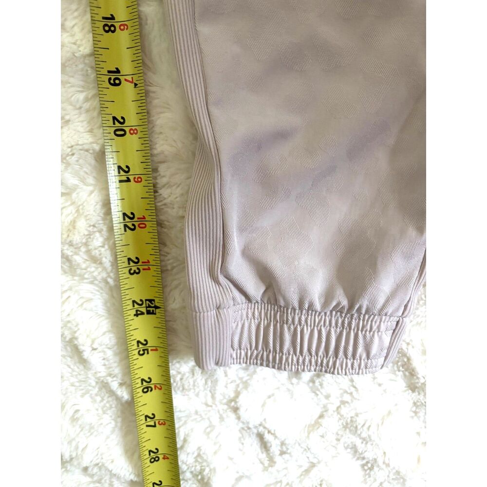 Athleta Brooklyn Textured Joggers Size 10 Beige Light Gray Pull On Travel Pants - Picture 7 of 9